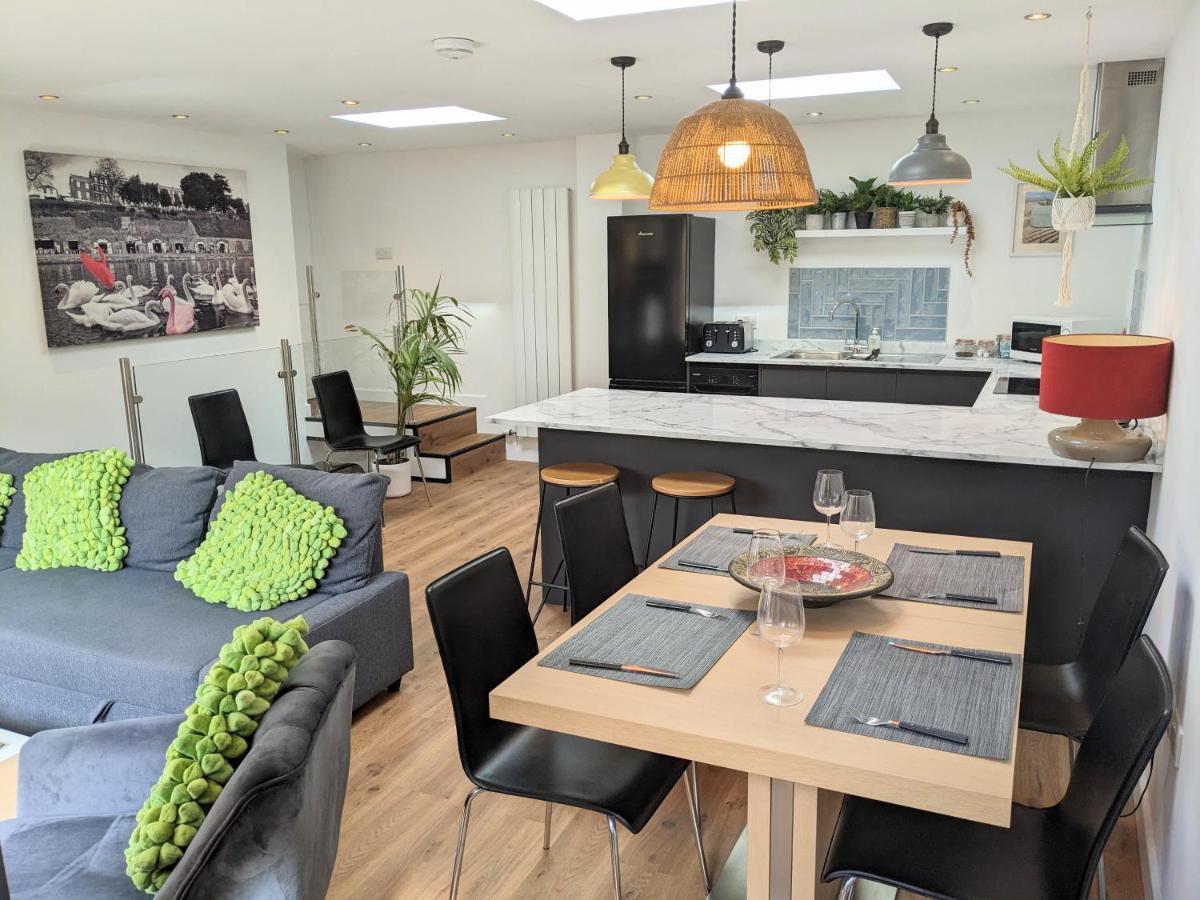 The Urban Retreat Apartment Torquay Bagian luar foto